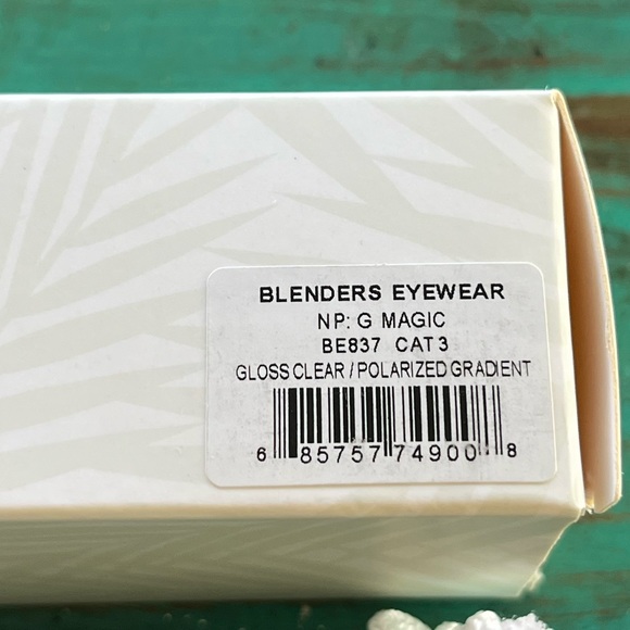 2x1 Blenders Gloss Clear/Polarized Gradient Sunglasses in sea-glass green color. - Picture 4 of 4